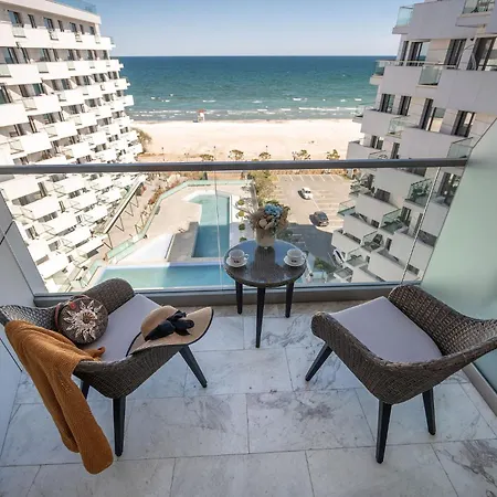 شقة Manhattan In Infinity Pools And Parking *
